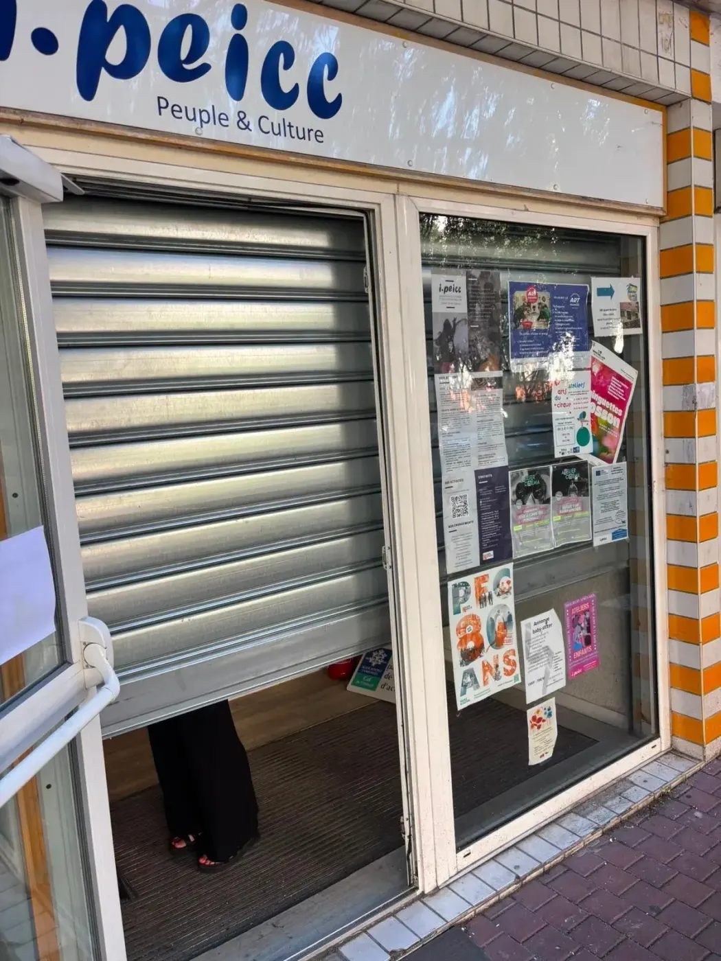 Déblocage de rideau métallique bloqué à Maisons-Alfort